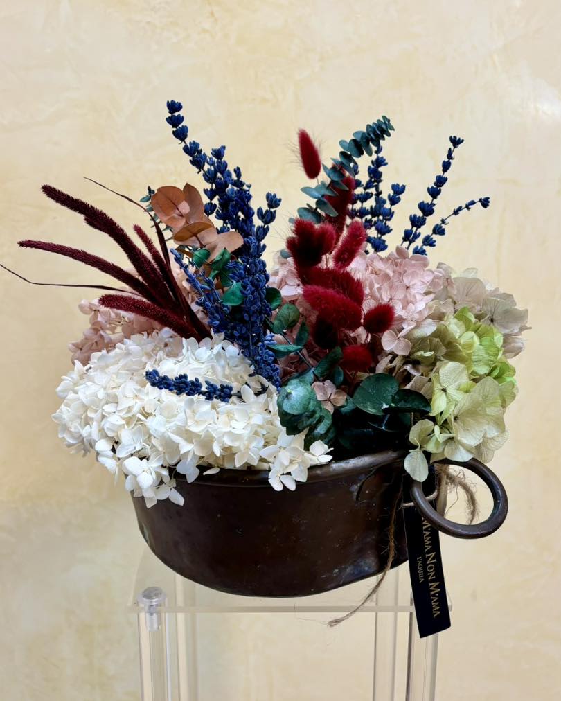 La cottora aquilana con i fiori di M'Ama Non M'Ama