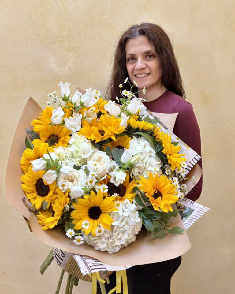 Bouquet di fiori per la Festa della Mamma - M'ama Non M'ama L'Aquila